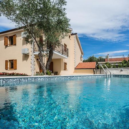 Apartments Villa Diamant With Pool & Whirlpool Čižići Zewnętrze zdjęcie