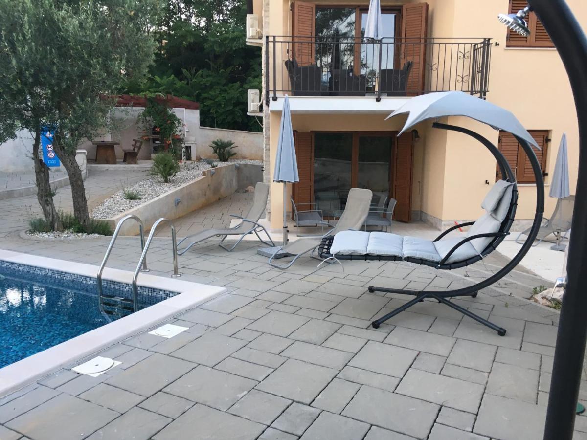 Apartments Villa Diamant With Pool & Whirlpool Čižići Zewnętrze zdjęcie